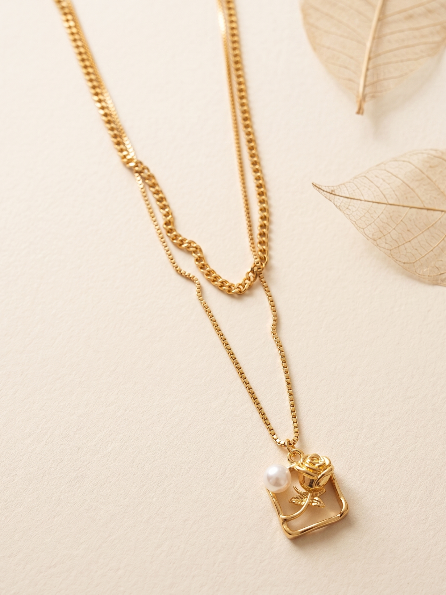 anti tarnish necklace with rose and pearl pendant