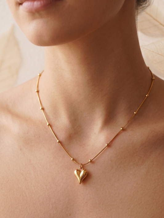 tarnish free heart-shaped pendant necklace 