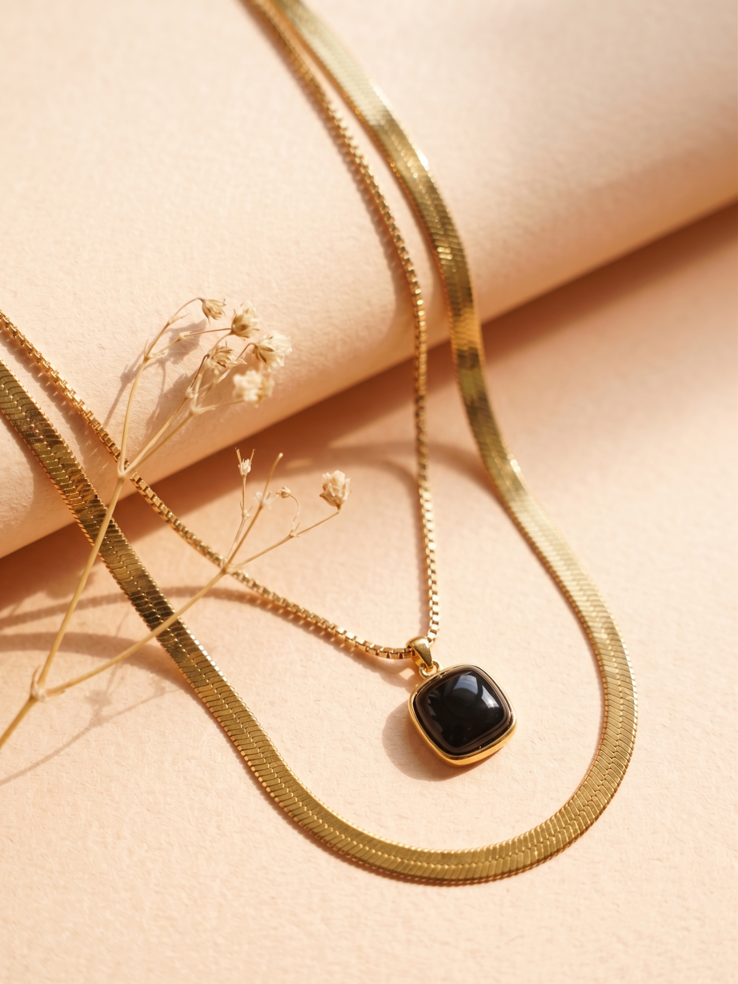 waterproof double layered necklace